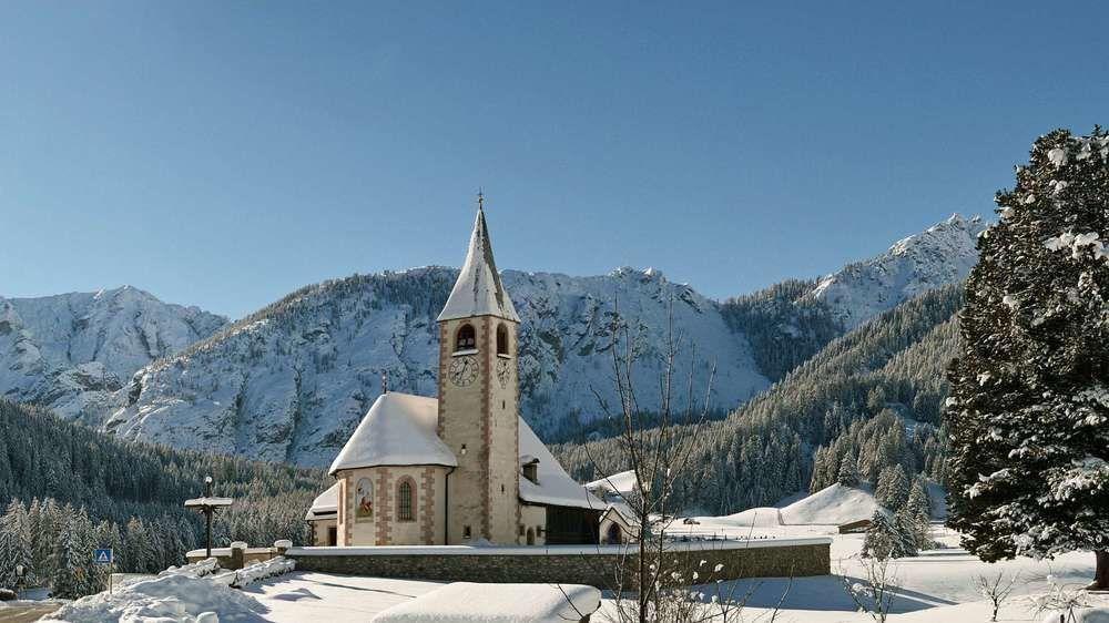 Hotel Trenker Braies  Exterior foto