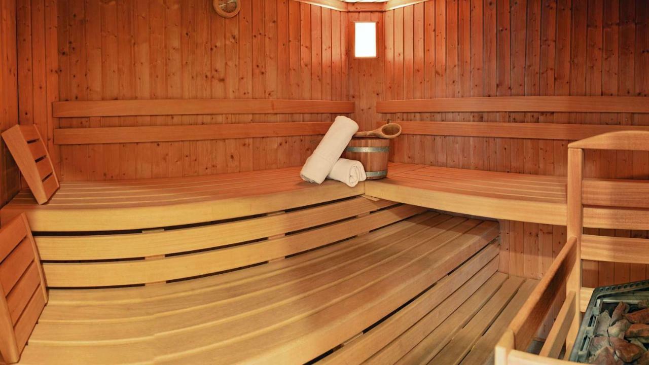 Hotel Trenker Braies  Exterior foto